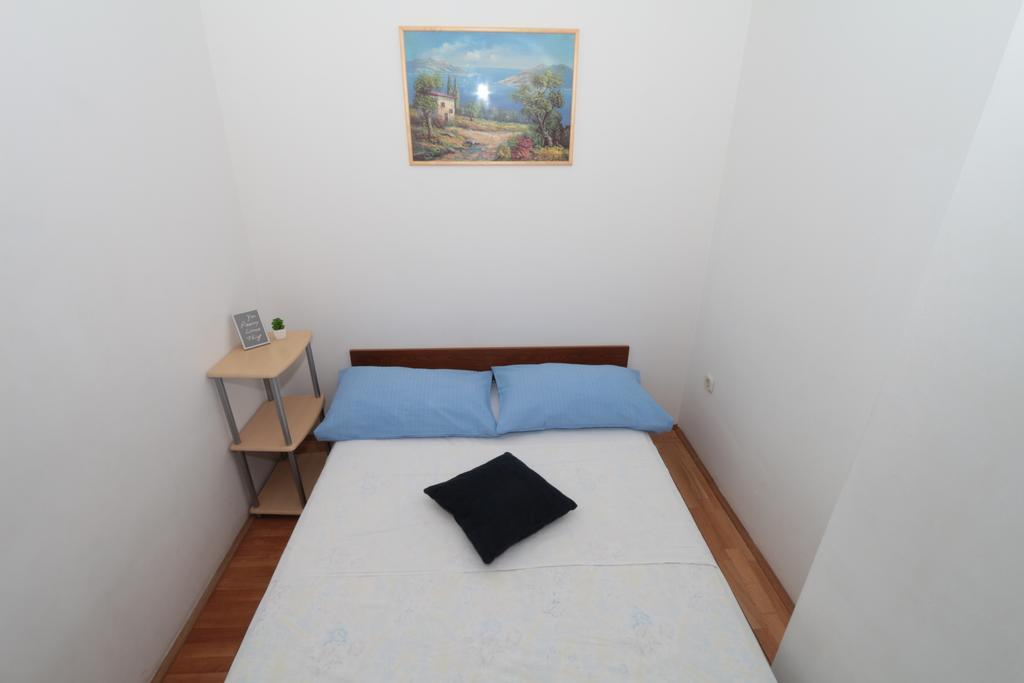 Central Beach Apartment Makarska Zimmer foto